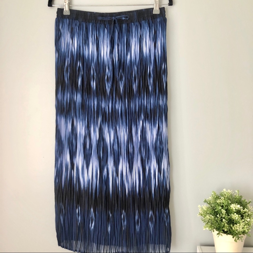 Alfred Dunner l Blue Design Crinkle Skirt